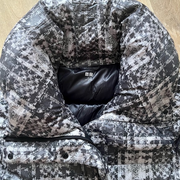 Uniqlo Ultra Light Down Plaid Puffer Coat/ jacket mid Length - Picture 7 of 8